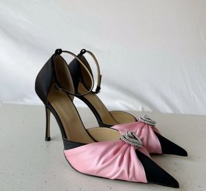 Модельные туфли 2023 Весна-лето Цветные контрастные французские остроконечные высокие каблуки Супер Бессмертные классические розовые сандалии с бантом 231219