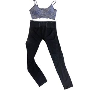 Damen-Set, gepolstert, Sport-BH, Leggings, sexy Yoga-Outfit, kurzer Stil, Sling-Crop-Tops, Briefdruck, hohe Taille, Fitnesshose, Outdoor-Trainingsanzug