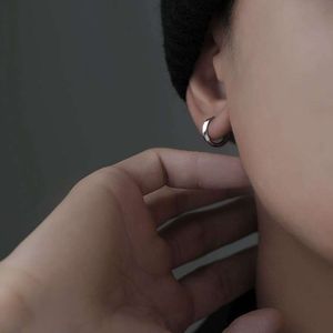 S Sier Ear Stud Trendy New Single Personalized Hip Hop Men's Simple and Elegant Elegance High Sense Student Female Earrings