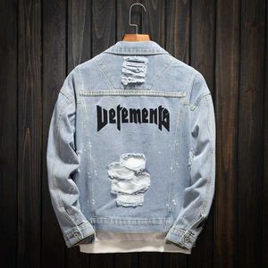 Men's Jackets New Denim Jacket Men's Hiphop Streetwear Punk Rave Motorcycle Cowboy Graffiti Ripped Jacket Light Blue Outwear Brand Jeans CoatL231026