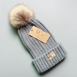 Зимняя шапочка Monclair Hat Women Mens Mens Designer Authentic Kind Hat негабаритный Fox Fur Ball Официальный сайт