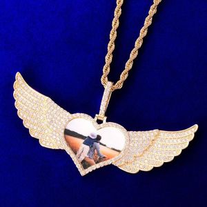 Skräddarsydd PO -hjärta med Wings Medallions Halsband Pendant Rope Chain Gold Silver Color Cubic Zircon Men's Hip Hop Jewe253L