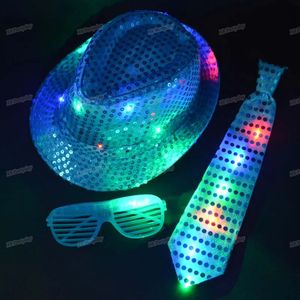 Barn vuxen LED Flash -paljetter Fedora Hat Light Jazz Cap Eye Glasses Tie Bow Glow Neon Party Birthday Christmas Navidad 231220