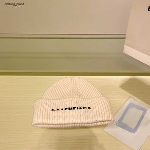 Beanie Designer Woman Winter Warm Womens Hats Men Cap with Box Brand Mens Caps Fashion Logo 21 grudnia