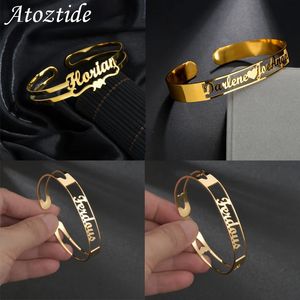 Atoz Customized Letter Name Bracelet Personalized Custom Bangles for Women Men Stainless Steel Chrismas Jewelry Gift 231221