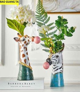 Bao Guang Ta harts Animal Head Vase Flowerpot Bubble Gum Room Decoration Simulation Zebra Panda Deer Creative Crafts Decor 2106101523978