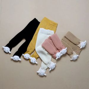 Timbrati per bambini per bambini Il pile invernale autunnale addenserà il bambino caldo per bambini pantyhosesocks 2pcs set anti-slip per bambini calze a coste 231221