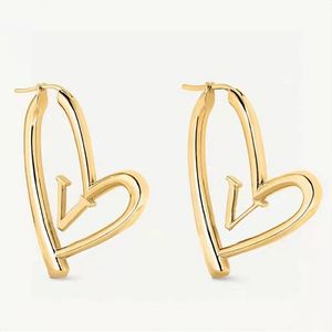 V Carta 18 K Ouro Coração Hoop Brincos Clássico Titânio Aço Designer Jóias Moda Mulher Stud Brincos316L