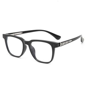 Ch Çapraz Güneş Gözlüğü Çerçeveleri Tasarımcı Lüks Kromlar Kadın Yeni Stil Gözlük Çerçeve Erkekler Büyük Yüz Anti Mavi Işık Gözlükleri Kalp 2024 Yüksek Kalite 7q22