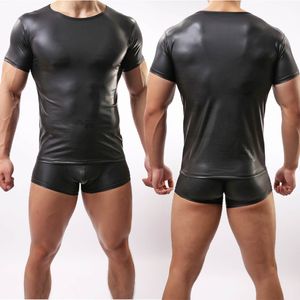 Herren-Set aus Kunstleder, kurzärmelig + Wet-Look-Boxershorts, Muskelshirt, T-Shirt