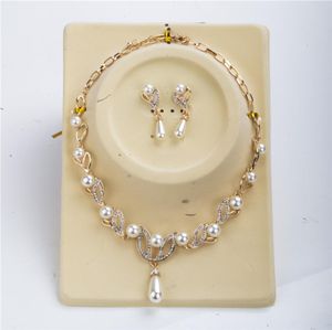 18k gold girl pearl necklace pearl earrings sets of plant flowers crystal pearl mosaic fashion bride jewelry set cocktail party j9981129