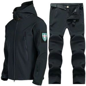 Militärische Outdoor -Jacken Männer Hai Haut weiche Schale Taktisch wasserdichte Windbreaker Armee Kampfjacke Herren Kapuze -Bomberschichten Herrenmantel 93