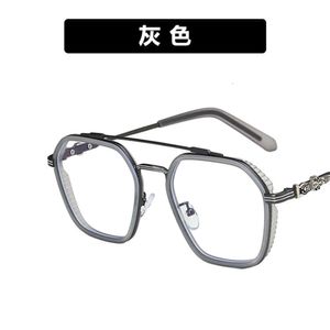 CH Cross Sunglasses Frames Designer Chromes Womens Double Eyeglass Frame Miopia Miopia equipada Retro Black Gold Eyes Heart Glasses 2024 de alta qualidade L09s