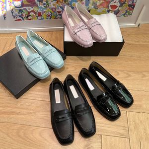 Klänning platt patent läder kvinnans designer loafers skor kvinnor chunky gummi lyxys hårdvara spänne mode platfrom balettlägenheter bröllop