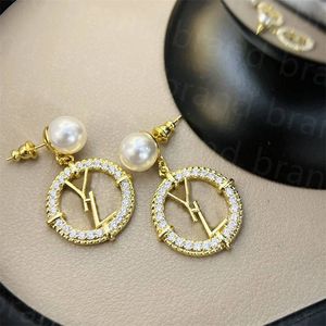 Luxury Pearl Ear Studs Designer Earring Letter Gold Hoop Earrings Womens Jewellery Ladies Elegant Ornaments Wedding Party Accessories