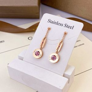 Designer Women Stud Fashion Stal Stael Lover Difts Mika okrągła dekoracja Bułgaria Jewelnia Diamentowy kolczyk T059#