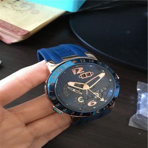 2016 New Arrival Top Top Top New Style Watch for Man Blue Rubber Watch Mechanical Automatic Wlistwatch UN132155