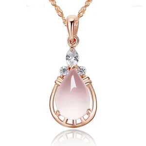 Collane con ciondolo Ociki Colore oro rosa Quarzo Ross CZ Collana con opale rosa Girocolli per donne Ragazze Regalo Goccia Gioielli dolci