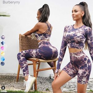 Conjuntos ativos 1/2/3 PCS Mulheres Ombre Sem Costura Conjuntos de Yoga Fitness Gym Workout Pant Long Sle Crop Tops Cintura Alta Scrunch Leggings Ternos AtivosL231221