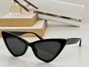 Solglasögon för män och kvinnor Summer Popularitet 5008 Stylish Fashion Triangular Acetate Design Style Anti-ultraviolet UV400 Retro Full Frame Glasses Random Box