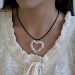 Ожерелья с подвесками, простое винтажное ожерелье с сердцем любви, женские большие этнические кожаные украшения ручной работы