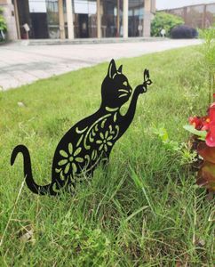 猫とバタフライヤードアートメタルホロー猫の装飾品庭の装飾屋外錬鉄製の猫プラグイン裏庭の装飾Q3588976