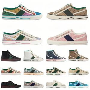 Tennis 1977 Låg platt duk Multi White Black Brown Women Men Casual Shoes Brodered Slip On Denim Grey Red Blue Khaki Pink Green High Top Rubber