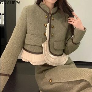 Onalippa Cappotto corto in tweed con piccola fragranza per donna Cappotto con bottoni chic con volant multiplo Cappotto coreano con colletto alla coreana Cappotti a contrasto 231221