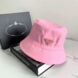Nylon Bucket Hat Unisex Women Men Hats Triângulo Luxurys Designers Caps Mens Bonnet Reia Designer P Cap Womens Sunhat Beach 191y
