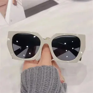 Óculos de sol quadrados mulheres de grandes dimensões da moda vintage Sun Glasses Shades Men Anti Blue Light Reading 2024
