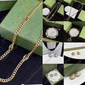 2gsf Pendant Necklaces Gold Designer Pendants Necklace Men Women Bracelet and Earrings g Jewelry Fashion Gift with Box