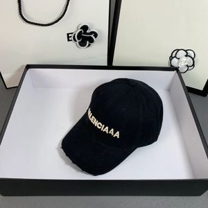 Lässige vielseitige Modebaseball Cap Luxury Designer für Männer für Frauen Baseball Cap Herbst und Winter Outdoor Sports Entenzunge Cap Männerhut Paare Modelle