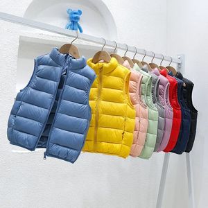 Bambini giubbotti giubbotti giubbotti giubbotti per ragazzi con scollo solido mattutino caldo giubbotto senza maniche anatra bianca giù inverno gilet 231221