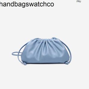 Bottegaaveneta Bags Pouch Clutch Bag Ashigos Same Cowhide Womens Cloud Single Shoulder Messenger Wrinkled Hand Soft Leather Dumpling Instead of Hair