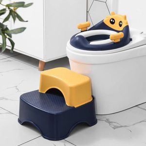 Multifunctiona Training Seat Portable Toddlers Kids Potties Trainer Fotele z miękką poduszką przeciwpośpienką 231221