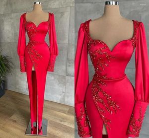 Party Dresses Long Sleeve Sparkly Prom Formal 2023 Red Sweetheart Lace Sequins Sexy Slit Mermaid Arabic Occasion Evening Dress Gowns