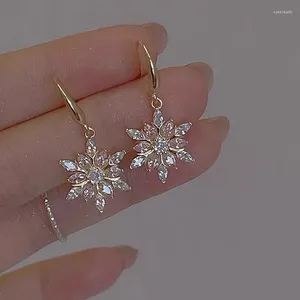 Dingle örhängen mode trend unik design elegant och utsökt zirkonrosa snöflinga för kvinnor smycken bröllop fest premium gåva