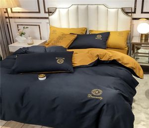 Двухцветное постельное белье в деловом стиле Пододеяльник 4 фото Флисовая ткань Пододеяльник Высококачественные комплекты постельного белья Постельные принадлежности Home5608872 Лучшее качество