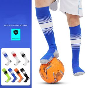 Long Tube Football Socks Mens Professional Sports Childrens Handduk Bottom Svett Absorberar High Non Slip Socks 231220