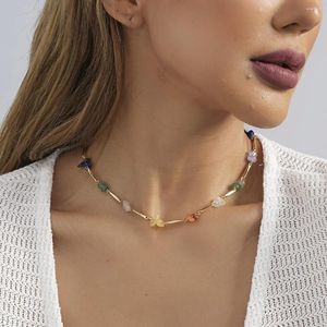 Choker retro färgglada oregelbundna naturstenhalsband för kvinnor kreativa mode kvinnors smycken grossist direktförsäljning