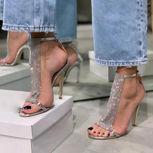 Sandaler lyx 8 cm höga klackar mångsidiga sommar 2023 silver kvinnliga glitter kvinnor bröllopskor