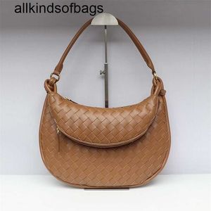 Axelväska Gemellis Bottegaaveneta vävt äkta läder 2023 Autumn New Woven Twin Bag Fashion Show Style stor kapacitet Bag Cowhide Handbag WQ