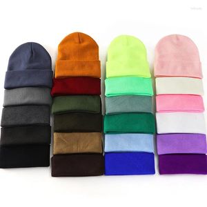 Berets Solid Color Women Knitted Hat Men Winter Pure Warm Ear Protection Beanie Bonnet Acrylic Korean Style Fashion Youth Girls Cap