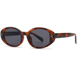 Sun Glass New Triumphal Small Frame Sunscreen Women's Solglasögon Sense Ris Nail Fashion Solglasögon Women309D