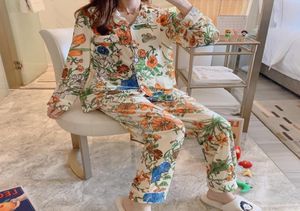 ファッションレディーススリープウェアパジャマセットプリント刺繍入りレディースパジャマホームクロスルーズロングスリーブ女性ナイトウェア6979393