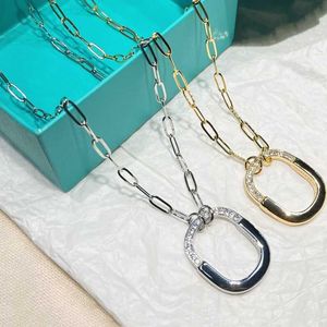 2024デザイナーNew T Home Lock Series Necklace Diamond InlaidとBone Chainを備えた高級ネックチェーン