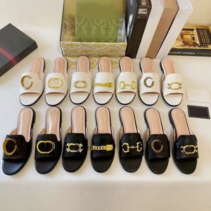 Designer Slippers Luxury Genuine Leather New Flat Lady Metal Buckle Slide Summer Brand Horsebit Comfort Flip Flop Beach Outdoor Flat Bottom Women Trend Sandals