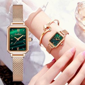 Armbanduhr Mode kleine quadratische goldene Uhren für Frauen Green Stone Watch Bling Ladies Analog Quarz Klassiker Vintage