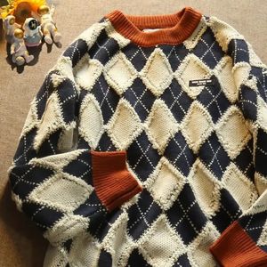 2023 AutumnWinter Plaid Sweater Men and Women Trend Retro Couple Casual Hip Hop Loose Round Neck Long Sleeve Top harajuku 231221