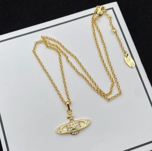 Fashion Designer Saturn Diamond Pendant Necklaces Designer Letter Pin Chokers Women Fashion Jewelry Metal Pearl Planet Necklace Cjeweler Westwood